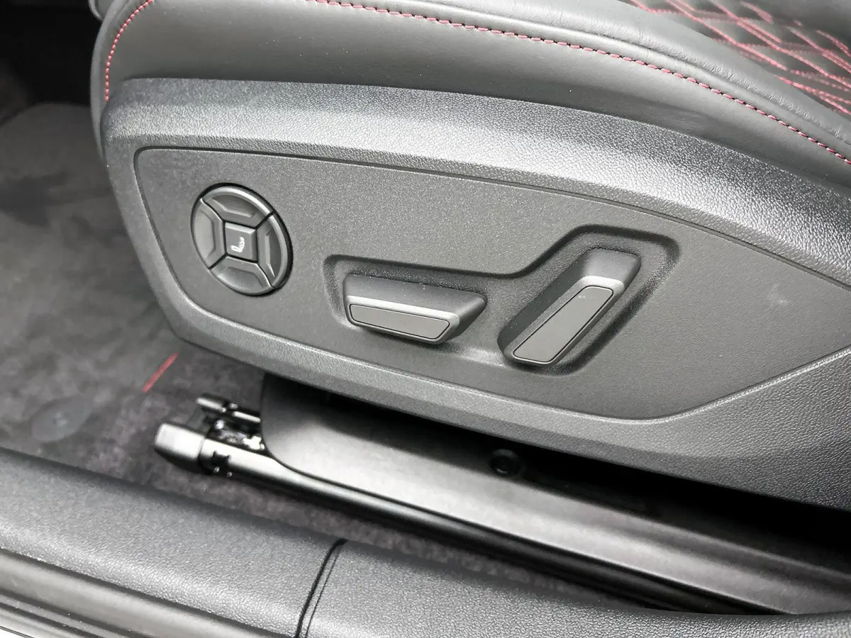 1.5 e-hybrid S edition Competition