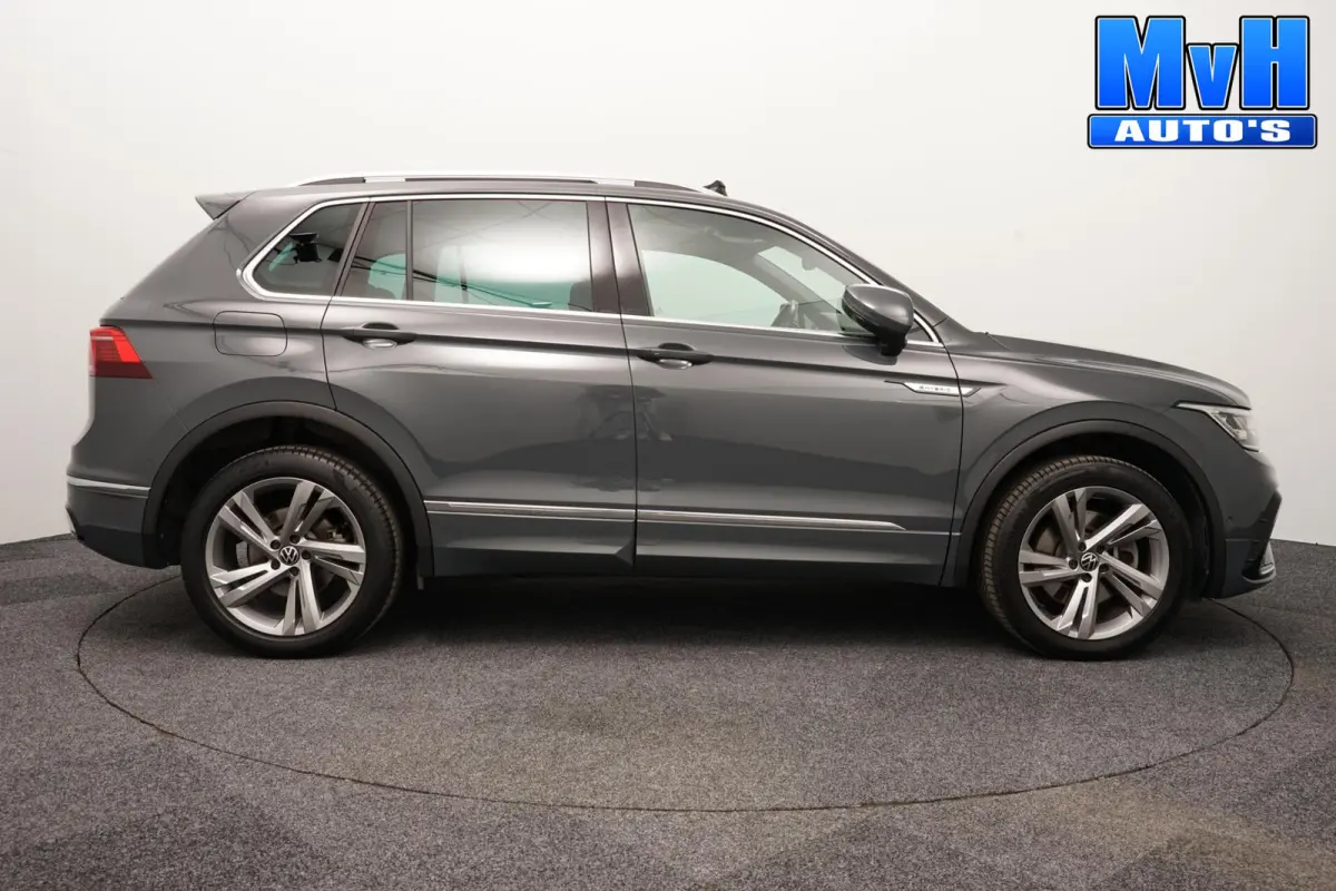 1.4 TSI PHEV R-Line|PANO|STOEL/STUUR.VERW|SOH93%