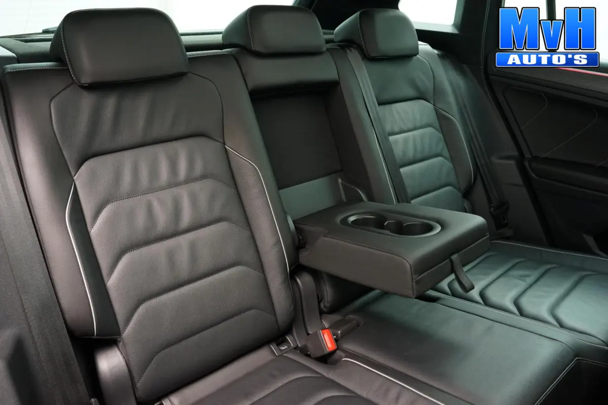 1.4 TSI PHEV R-Line|PANO|STOEL/STUUR.VERW|SOH93%