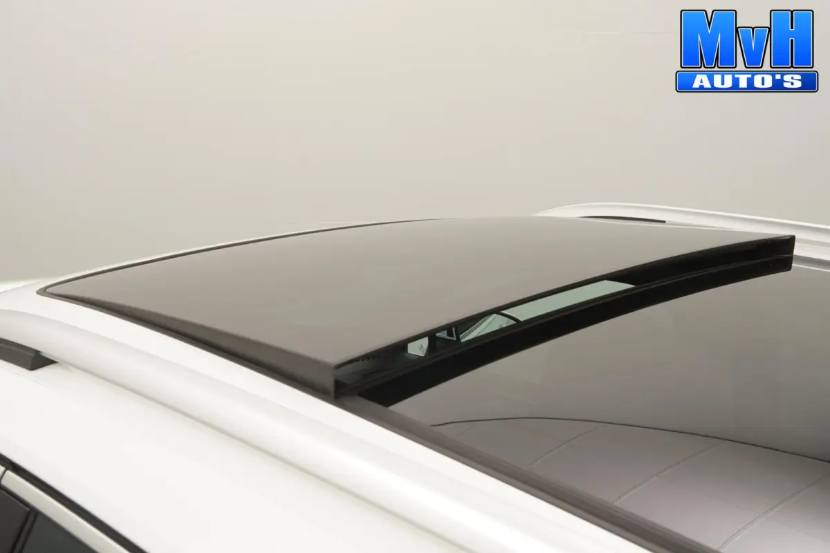 1.4 TSI PHEV R-Line|PANO|STOEL/STUUR.VERW