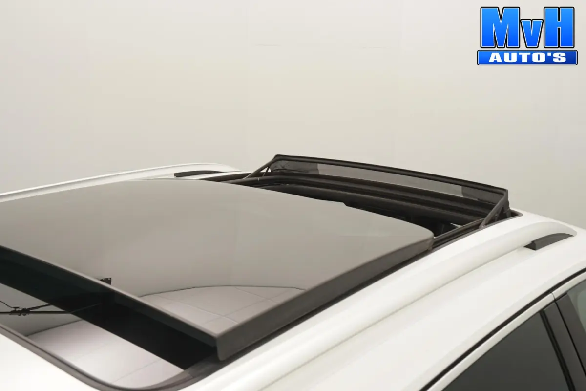 1.4 TSI PHEV R-Line|PANO|STOEL/STUUR.VERW