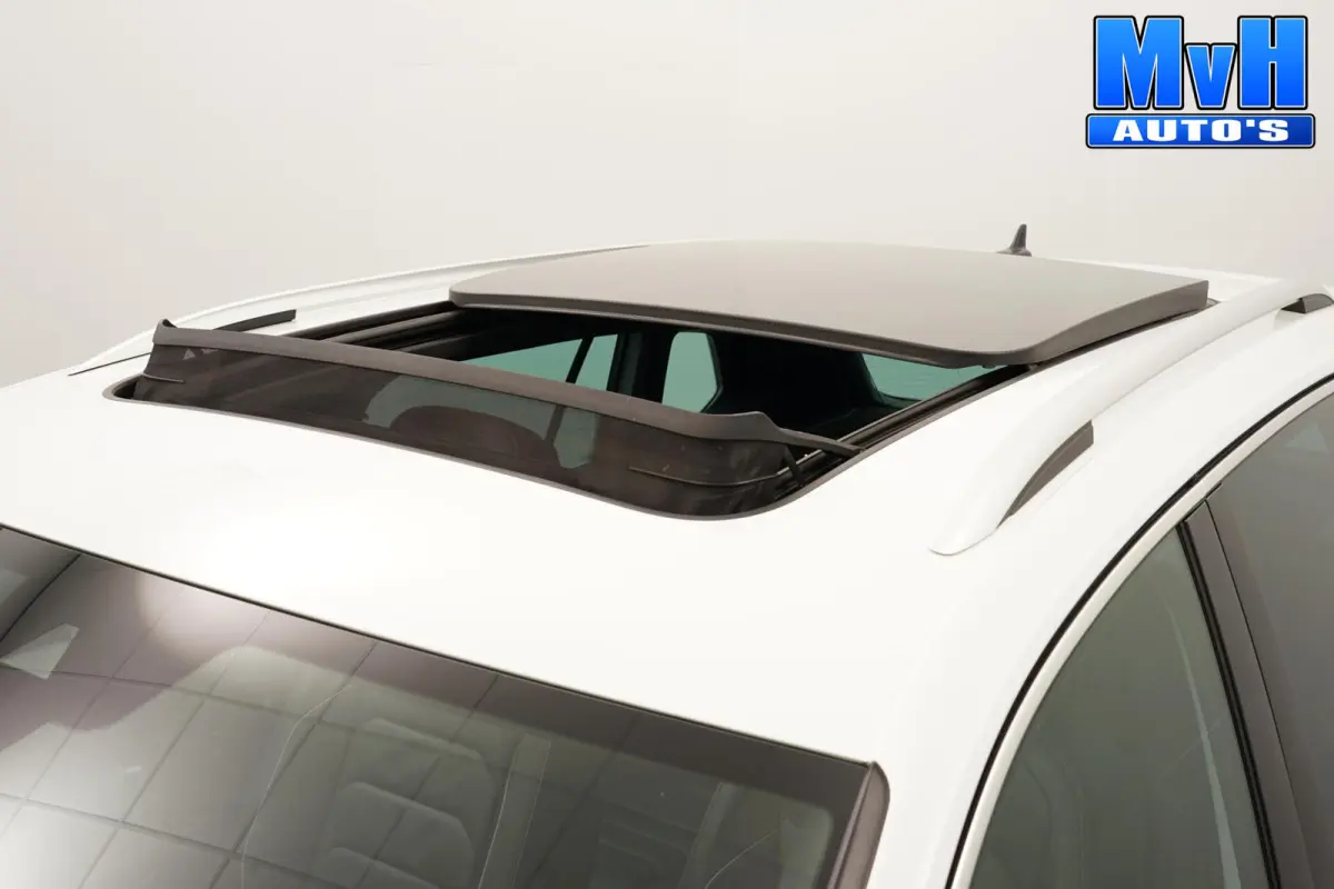 1.4 TSI PHEV R-Line|PANO|STOEL/STUUR.VERW