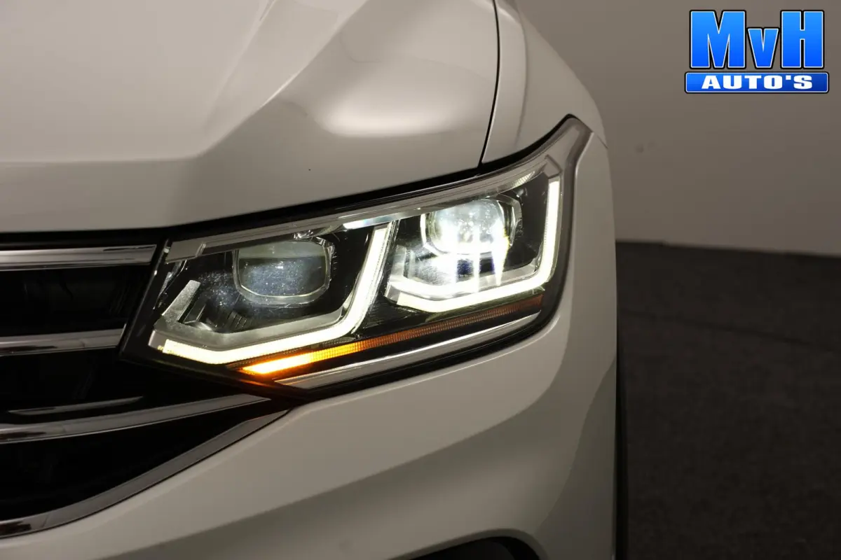 1.4 TSI PHEV R-Line|PANO|STOEL/STUUR.VERW