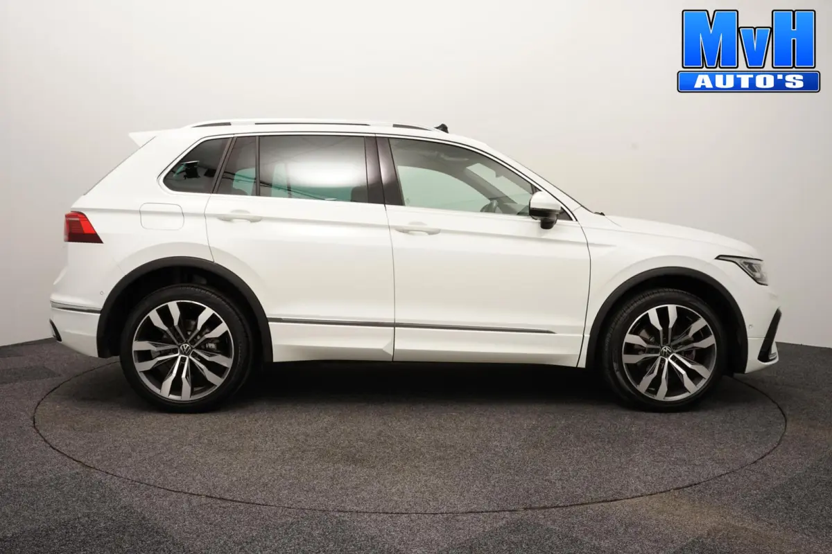 1.4 TSI PHEV R-Line|PANO|STOEL/STUUR.VERW