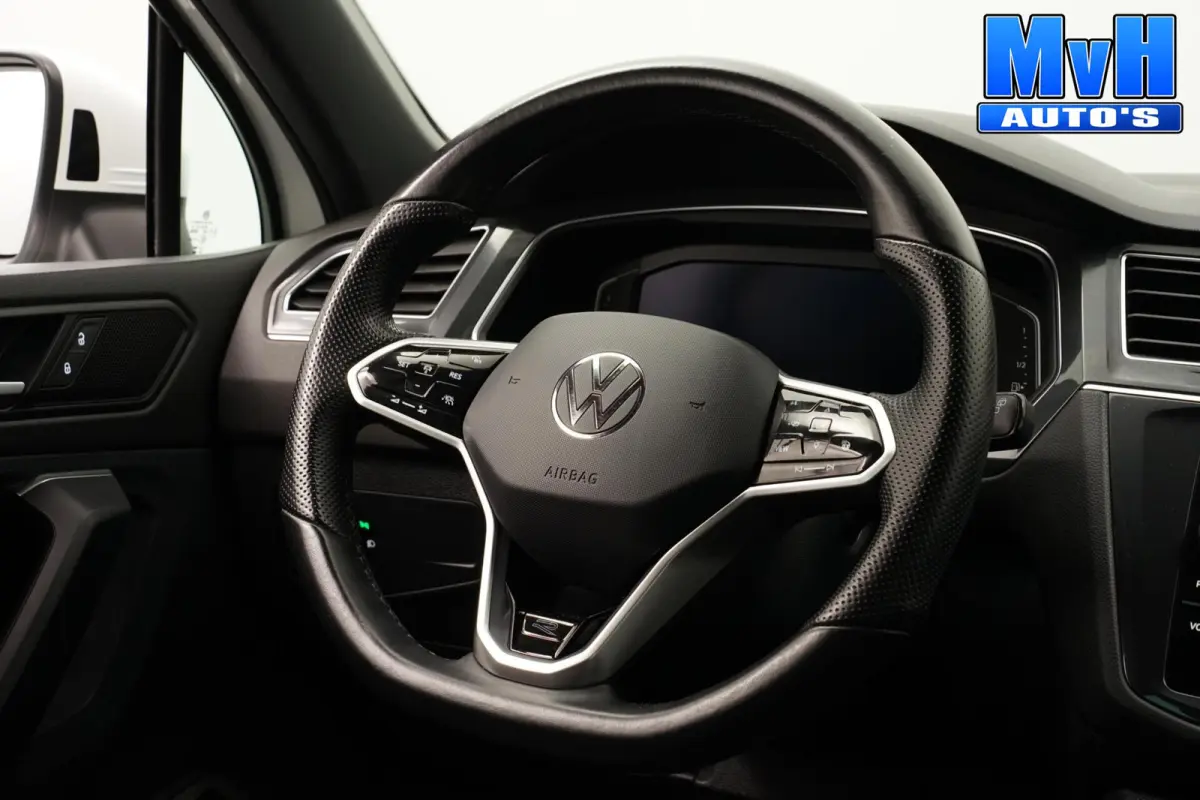 1.4 TSI PHEV R-Line|PANO|STOEL/STUUR.VERW