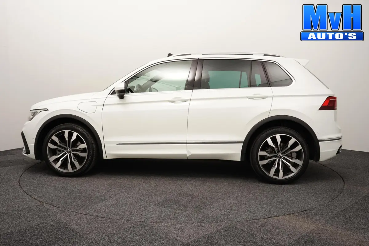 1.4 TSI PHEV R-Line|PANO|STOEL/STUUR.VERW