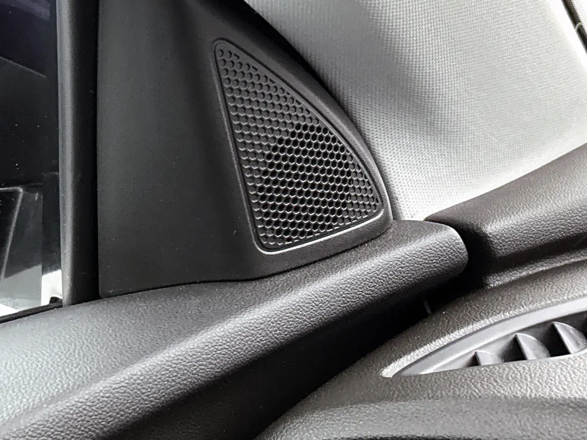 1.2 Turbo Innovation / Airco / Navi / Cruise-ctr. / Apple Car Play - Android / Privacy Glass / Apk 09-2027