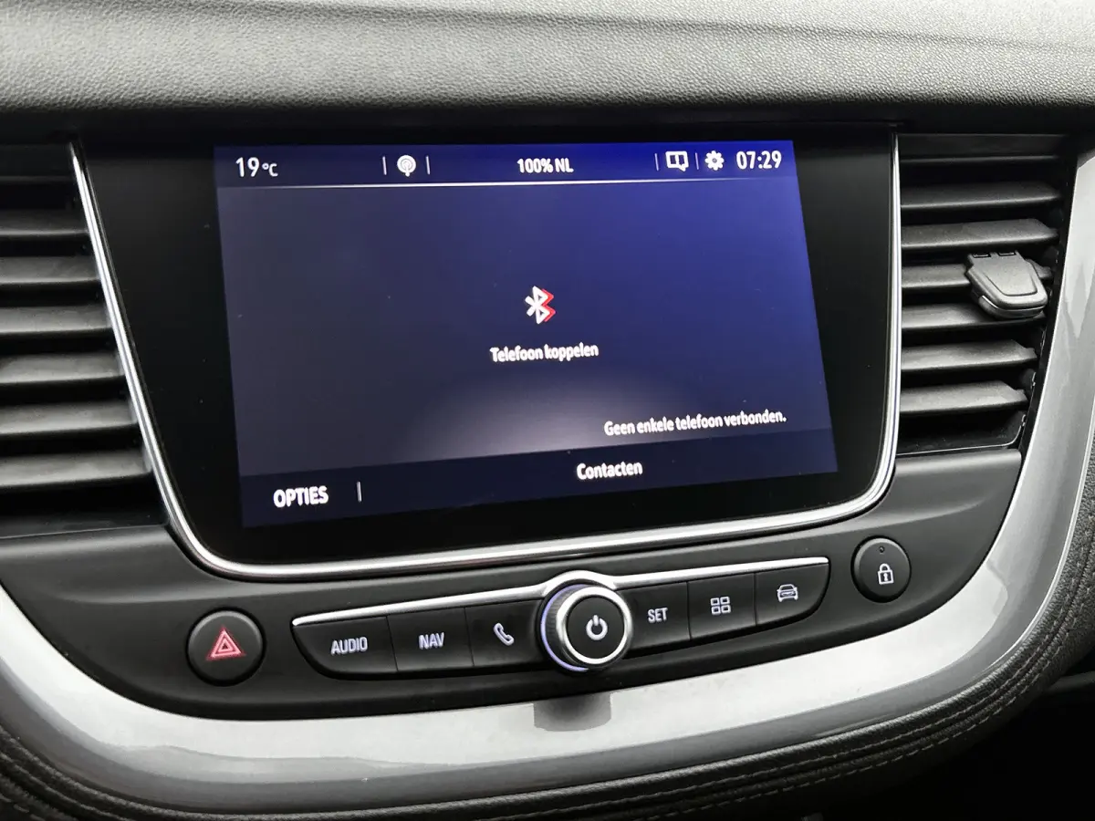 1.2 Turbo Innovation / Airco / Navi / Cruise-ctr. / Apple Car Play - Android / Privacy Glass / Apk 09-2027