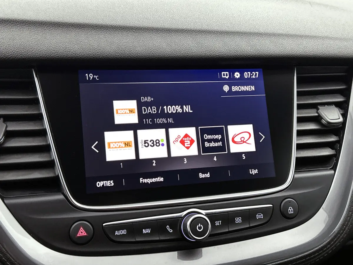 1.2 Turbo Innovation / Airco / Navi / Cruise-ctr. / Apple Car Play - Android / Privacy Glass / Apk 09-2027