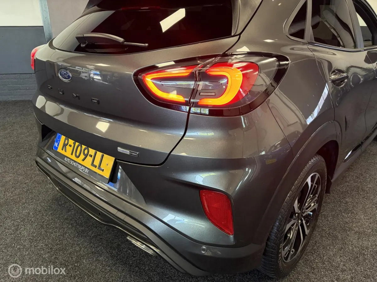 1.0 EcoBoost ST-Line X FULL LED / WINTERPACK / ALL SEASON'S