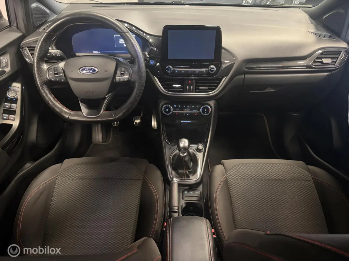1.0 EcoBoost ST-Line X FULL LED / WINTERPACK / ALL SEASON'S