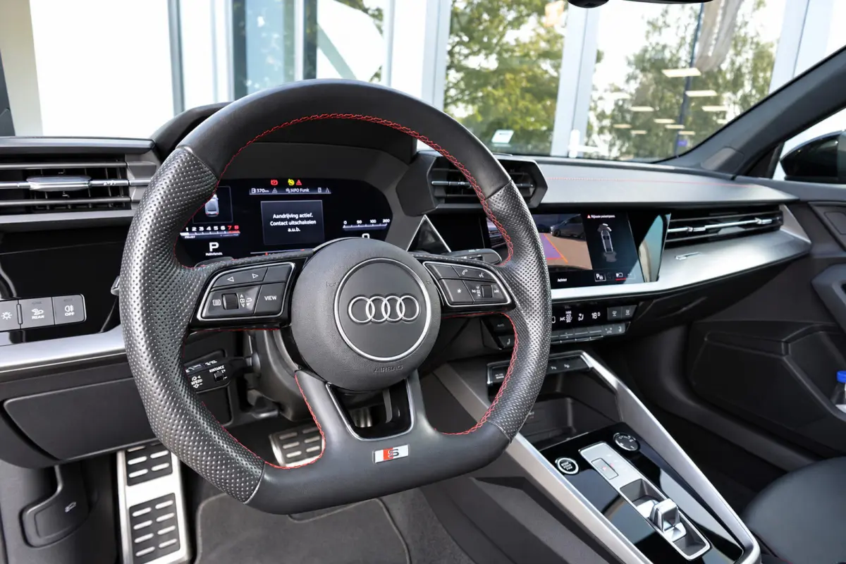 35 TFSI Edition One PANO KEYLESS CAM VOL