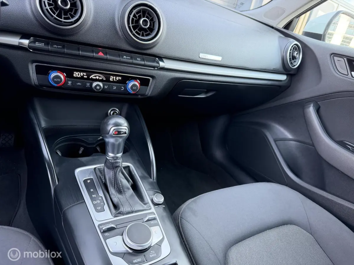 30 TDI Design Pro Line Plus | Cruise | Sen