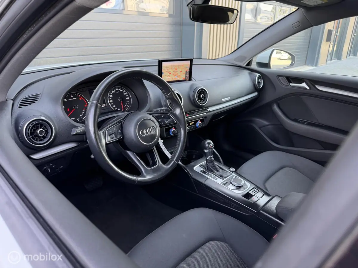 30 TDI Design Pro Line Plus | Cruise | Sen