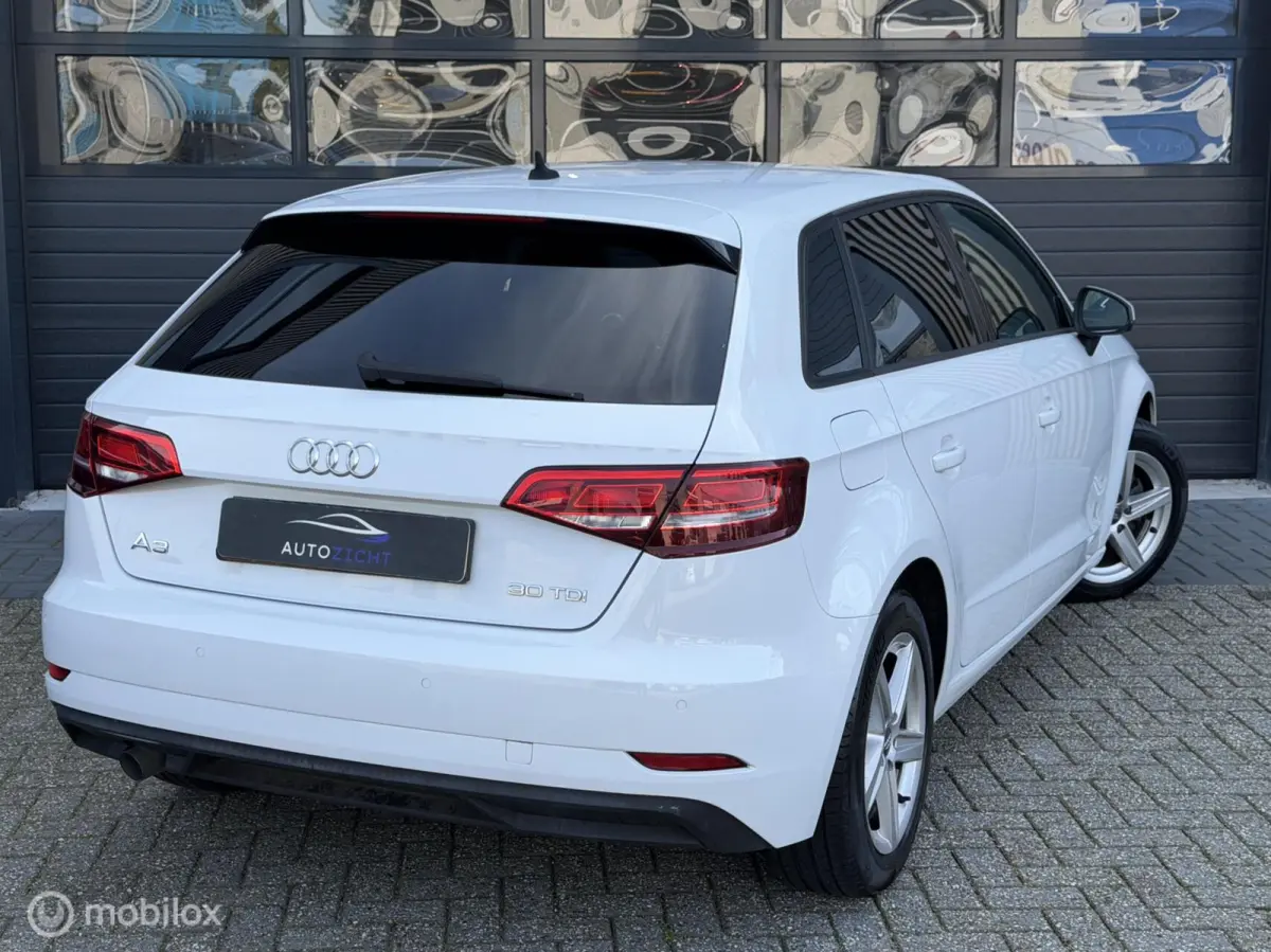 30 TDI Design Pro Line Plus | Cruise | Sen