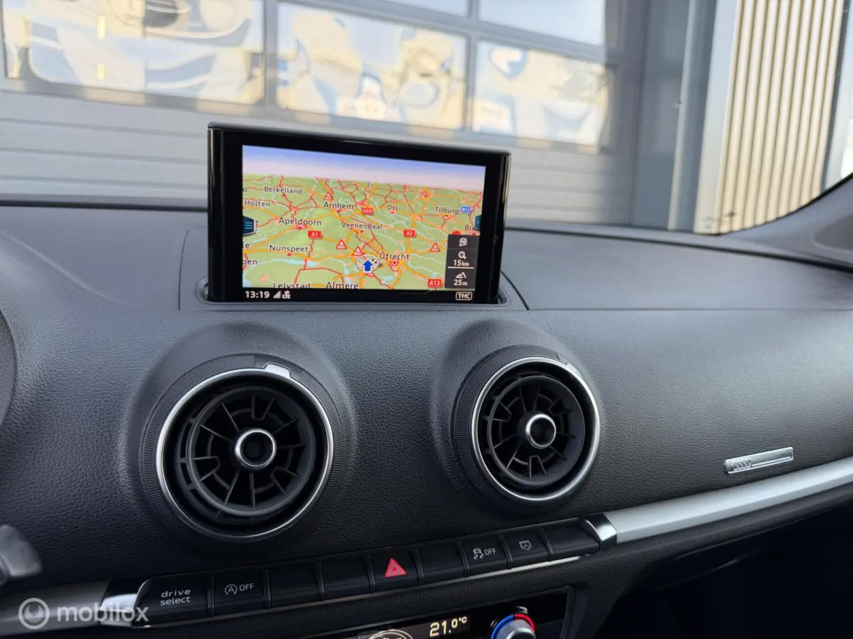 30 TDI Design Pro Line Plus | Cruise | Sen