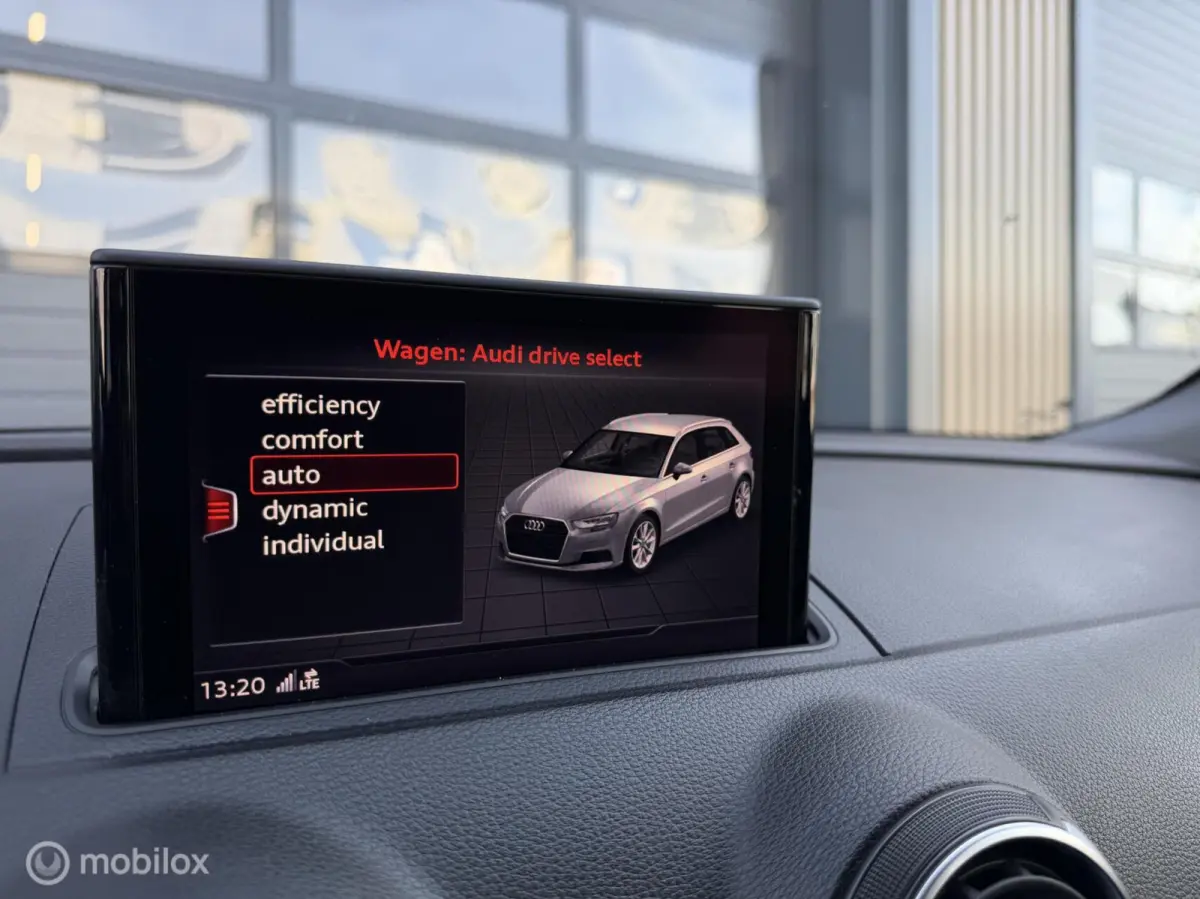 30 TDI Design Pro Line Plus | Cruise | Sen