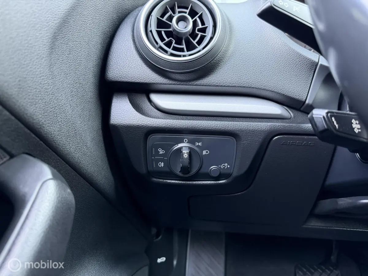 30 TDI Design Pro Line Plus | Cruise | Sen
