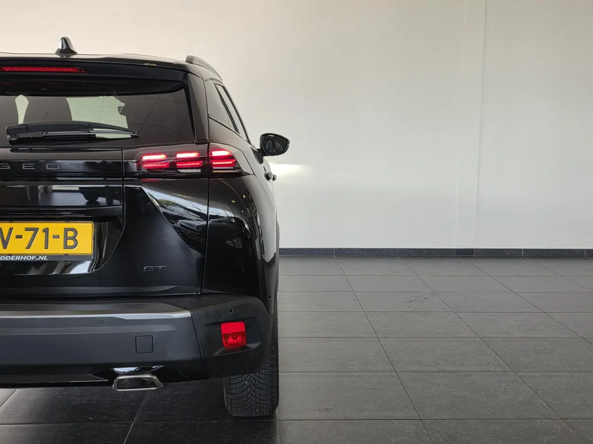 1.2 PureTech 130 GT | Alcantara | Pano | Elektrische stoelen | Verwarmbare stoelen