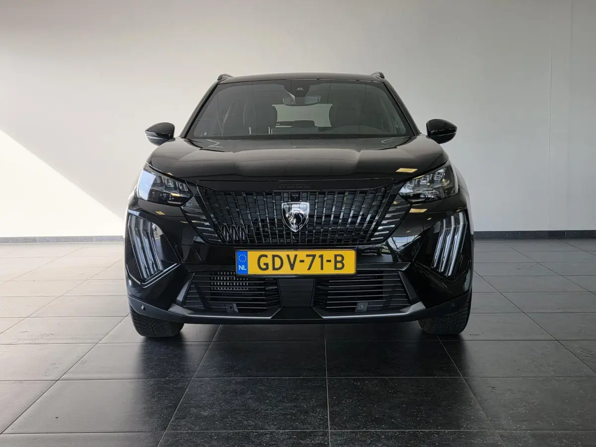 1.2 PureTech 130 GT | Alcantara | Pano | Elektrische stoelen | Verwarmbare stoelen