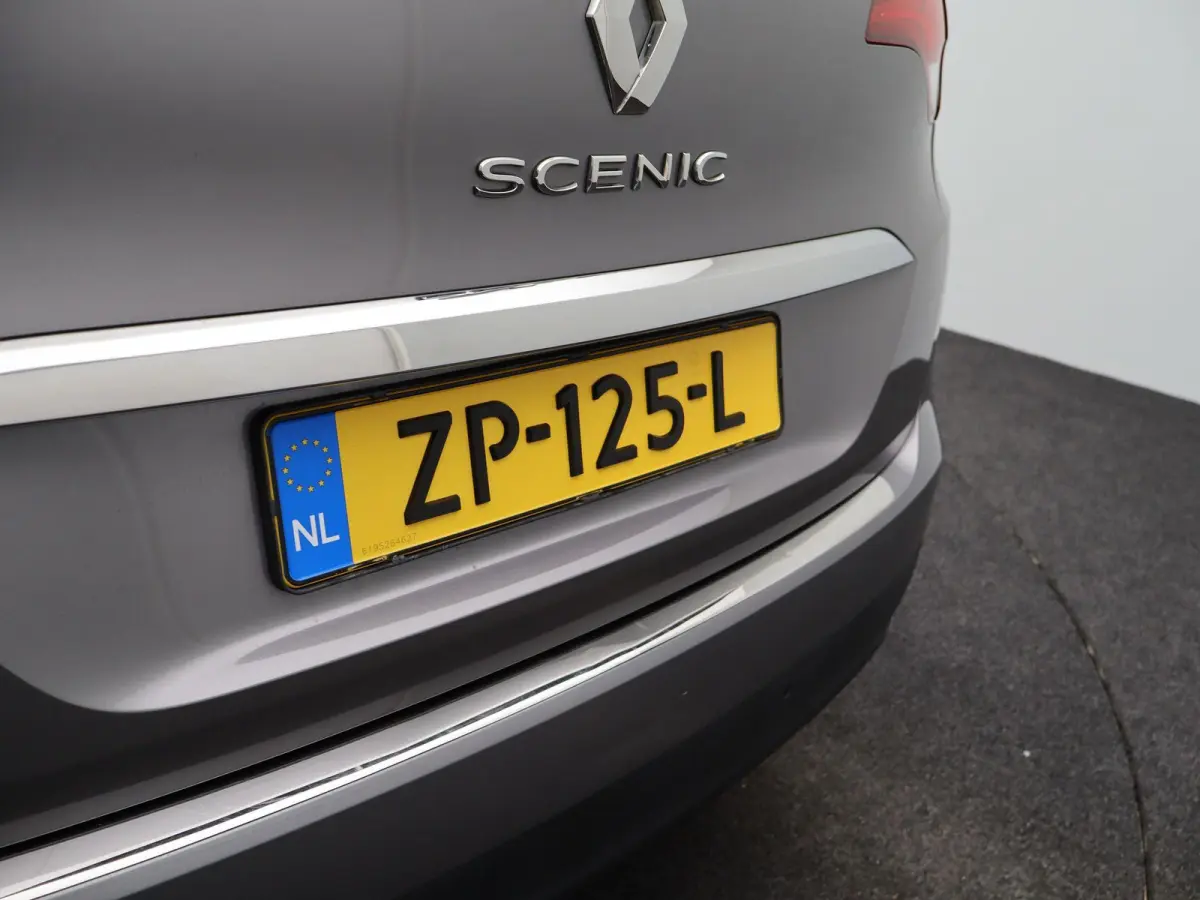 TCe 140 GPF Intens | Panoramadak | Achteruitrijcamera |