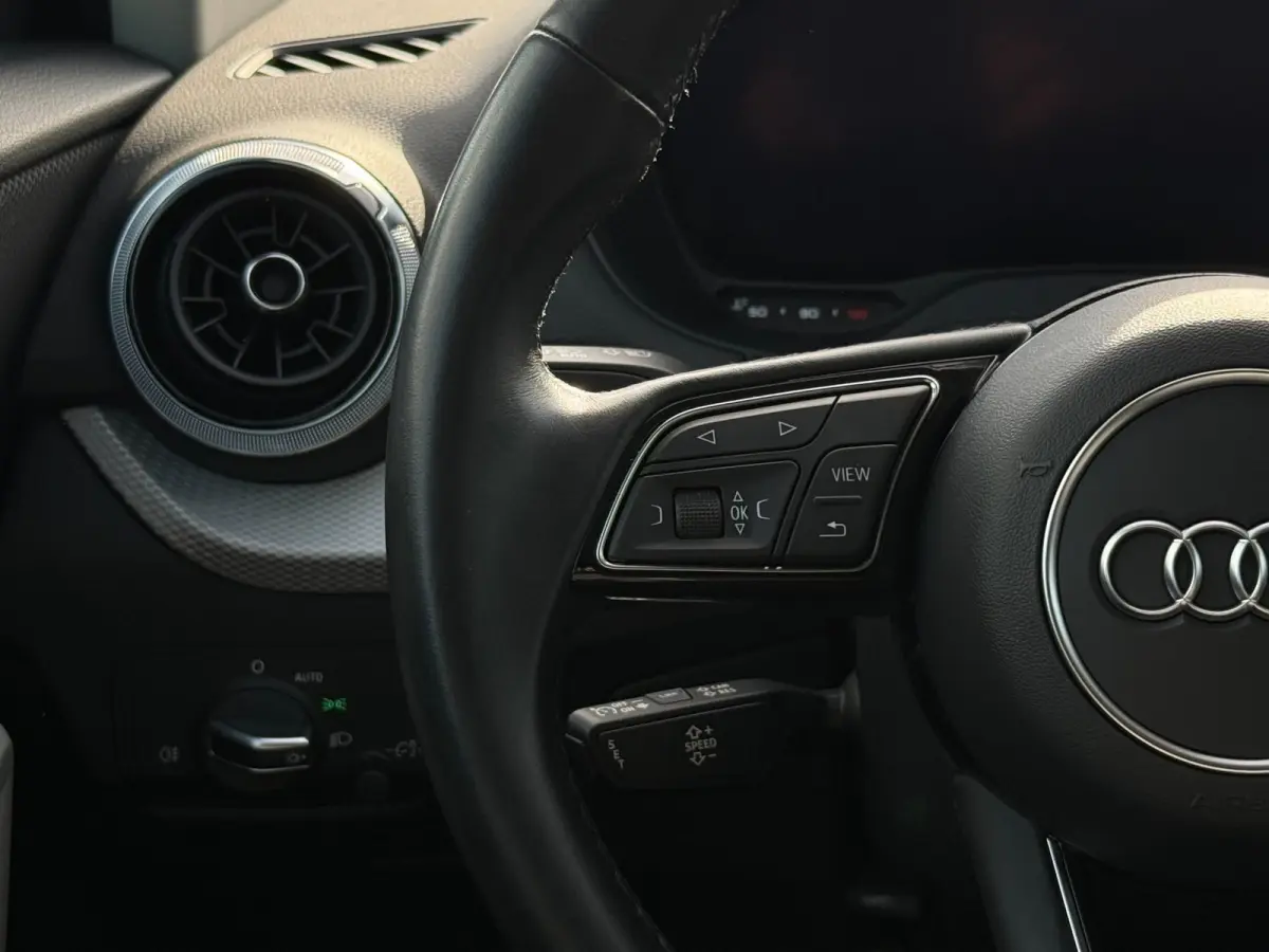 35 TFSI Advanced edition | PDC | Carplay | NAVI | Bluetooth |