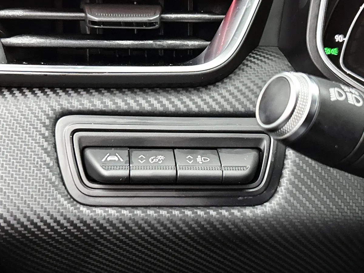 1.3 TCe R.S. Line | AUTOMAAT | ACHTERUITRIJCAMERA | APPLE CARPLAY - ANDROID AUTO | CLIMATE CONTROL | CRUISE CONTROL | LANE ASSIST |