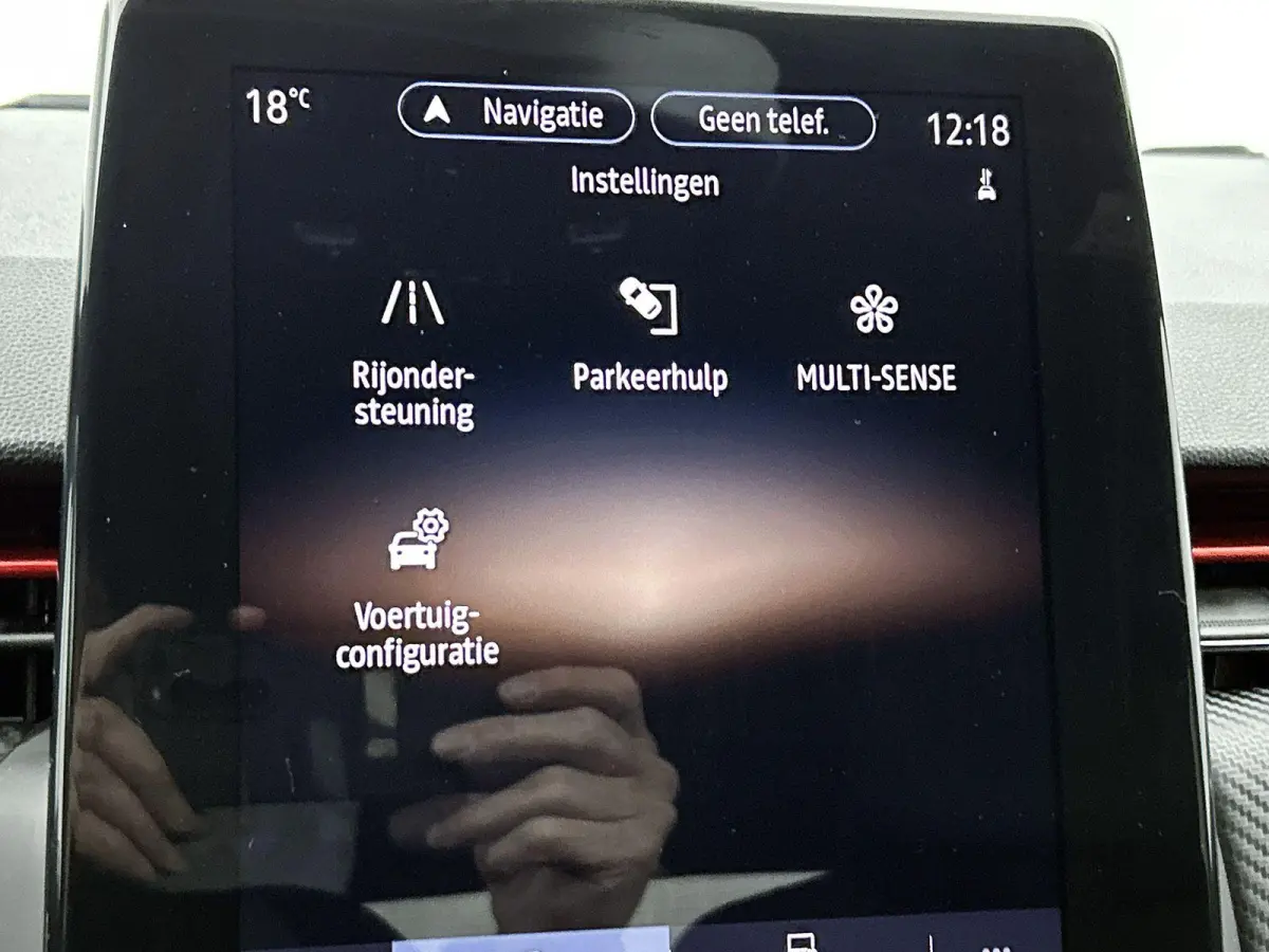 1.3 TCe R.S. Line | AUTOMAAT | ACHTERUITRIJCAMERA | APPLE CARPLAY - ANDROID AUTO | CLIMATE CONTROL | CRUISE CONTROL | LANE ASSIST |
