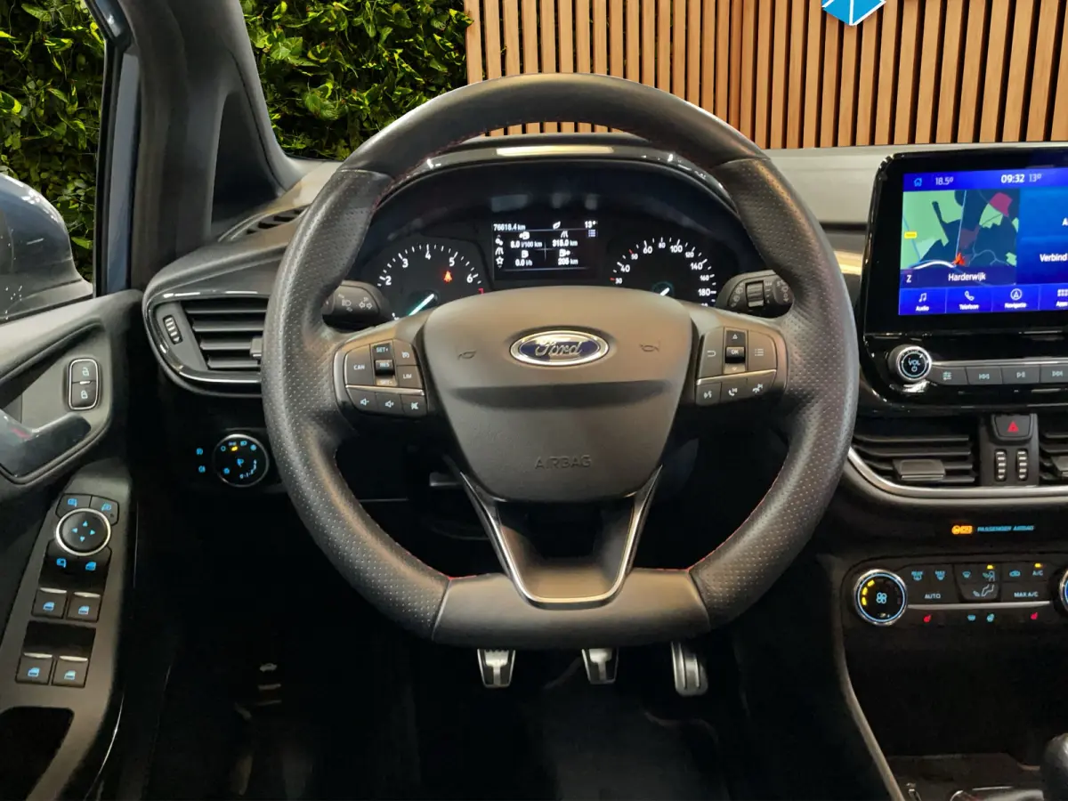 1.0 EcoBoost ST-Line X Panoramadak | Cruise | Carplay | Navi | Stoel- stuurverw. | PDC | 18"