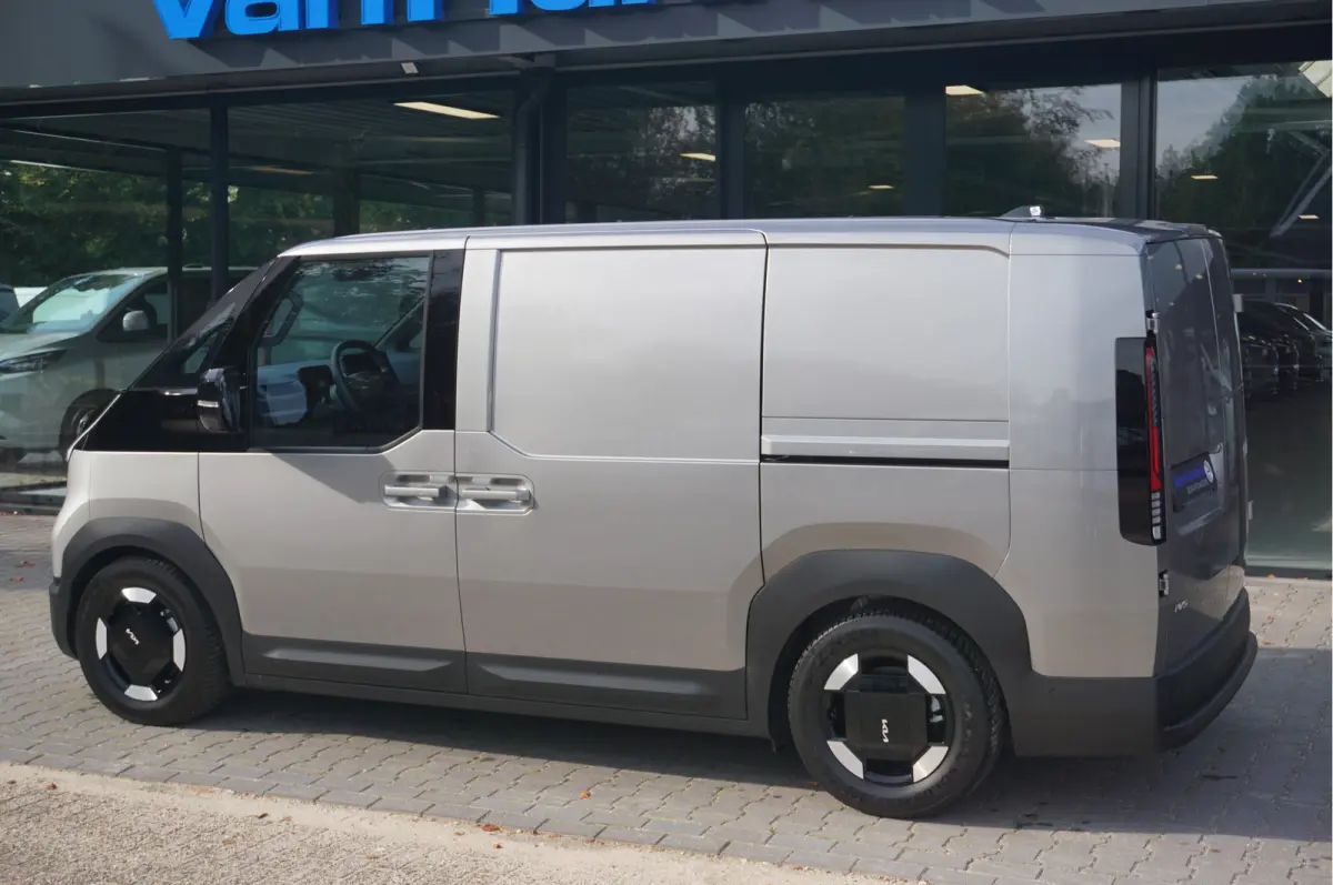 L2H1 Elite Executive 71.2 kWh Navi, 360° Cam, Stoel Verwarming / Ventilatie, 2x Schuifdeur!! NR. K01