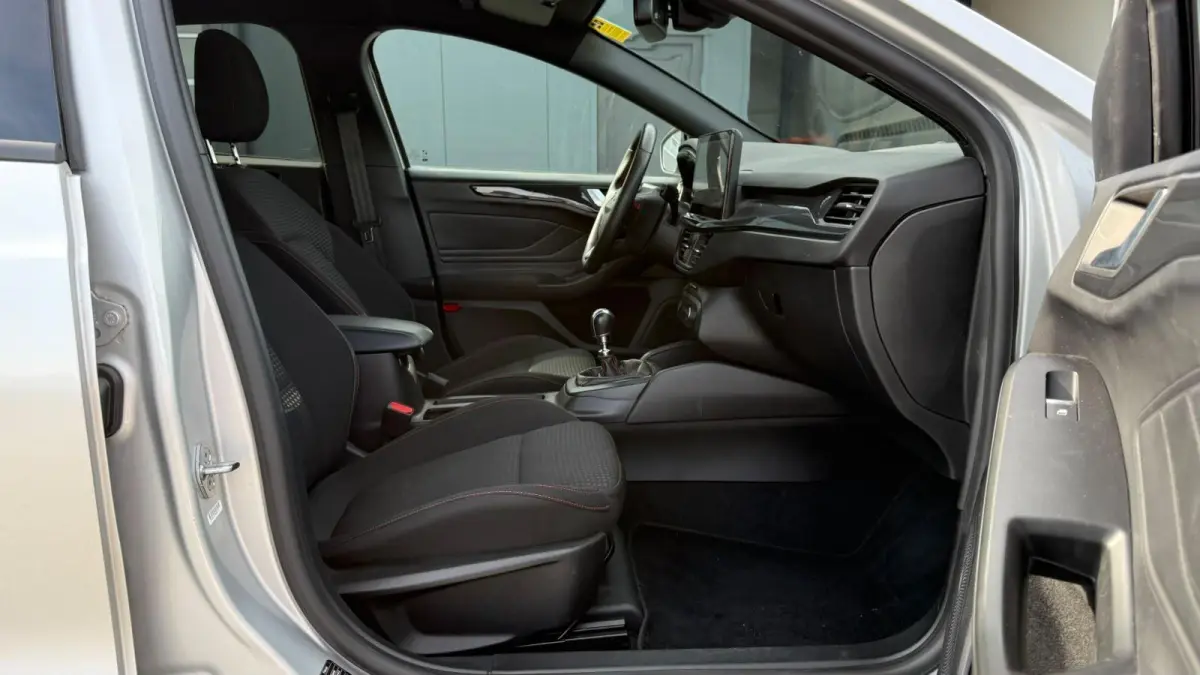 1.0 EcoBoost Hybrid ST Line