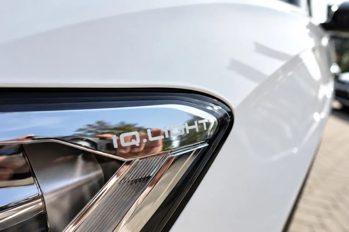 1.5 TSI R-Line PANO IQ.LIGHT KEYLESS VOL