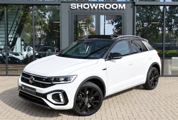 1.5 TSI R-Line PANO IQ.LIGHT KEYLESS VOL