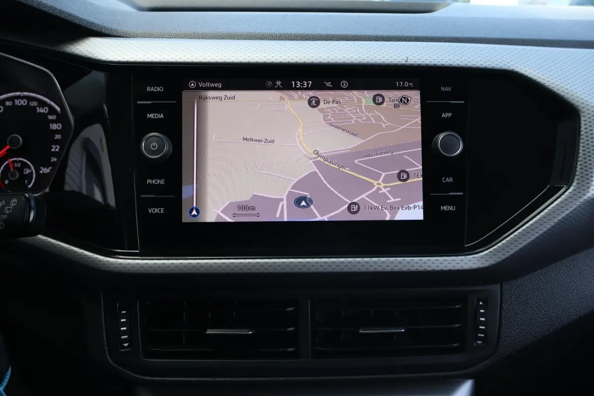 1.0 TSI Go 1e Eigenaar | Volledig Onderh | BTW | Stoelverwarming | Navi | Carplay | ACC | LED | DAB | PDC