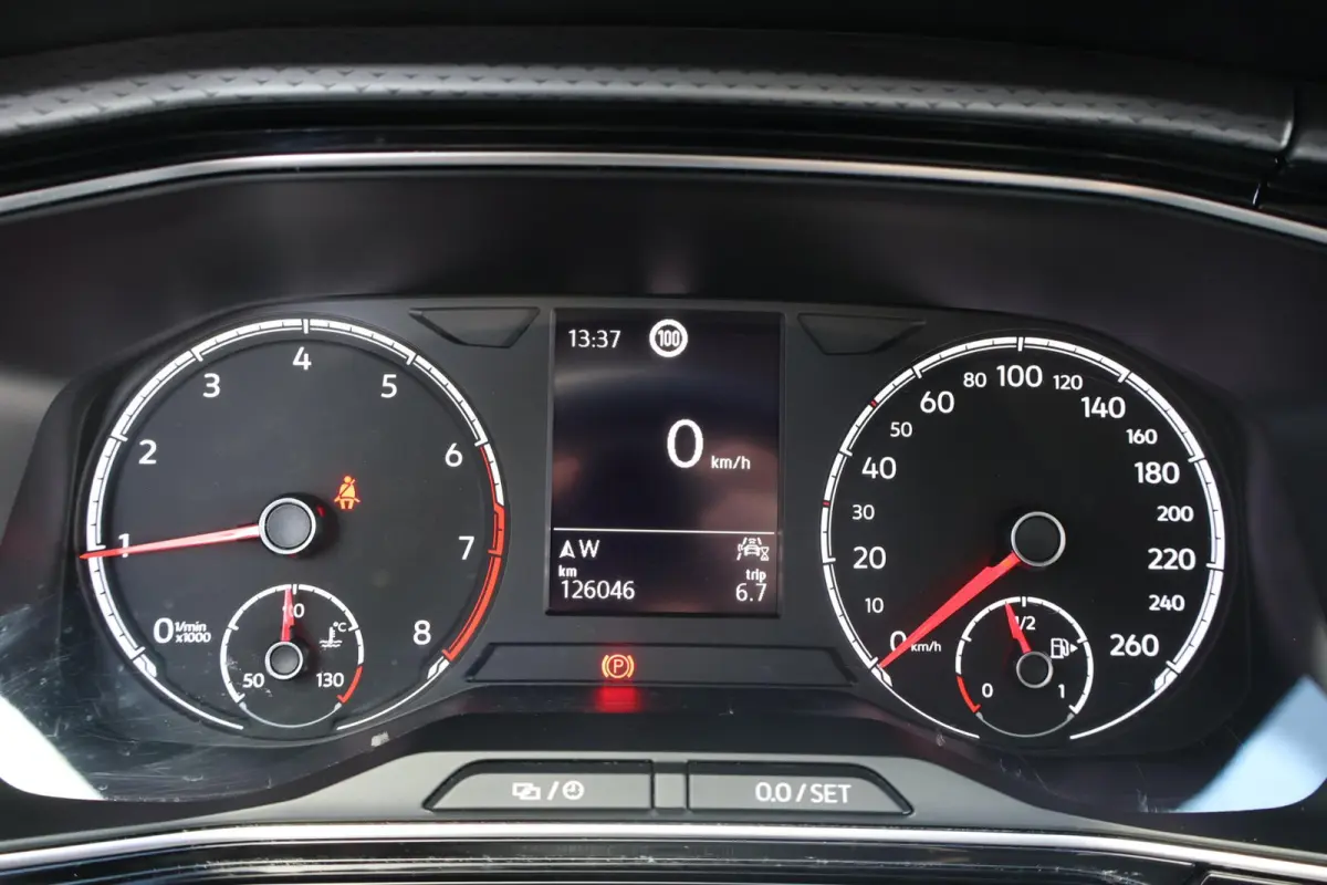 1.0 TSI Go 1e Eigenaar | Volledig Onderh | BTW | Stoelverwarming | Navi | Carplay | ACC | LED | DAB | PDC
