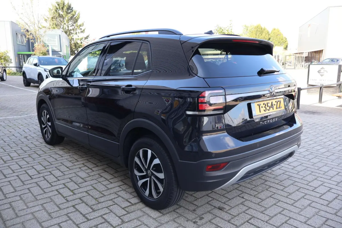 1.0 TSI Go 1e Eigenaar | Volledig Onderh | BTW | Stoelverwarming | Navi | Carplay | ACC | LED | DAB | PDC