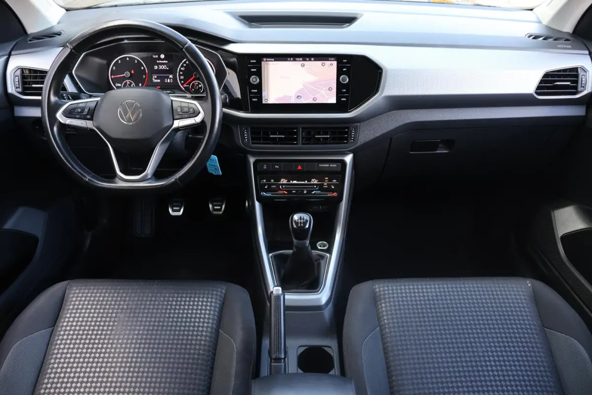 1.0 TSI Go 1e Eigenaar | Volledig Onderh | BTW | Stoelverwarming | Navi | Carplay | ACC | LED | DAB | PDC