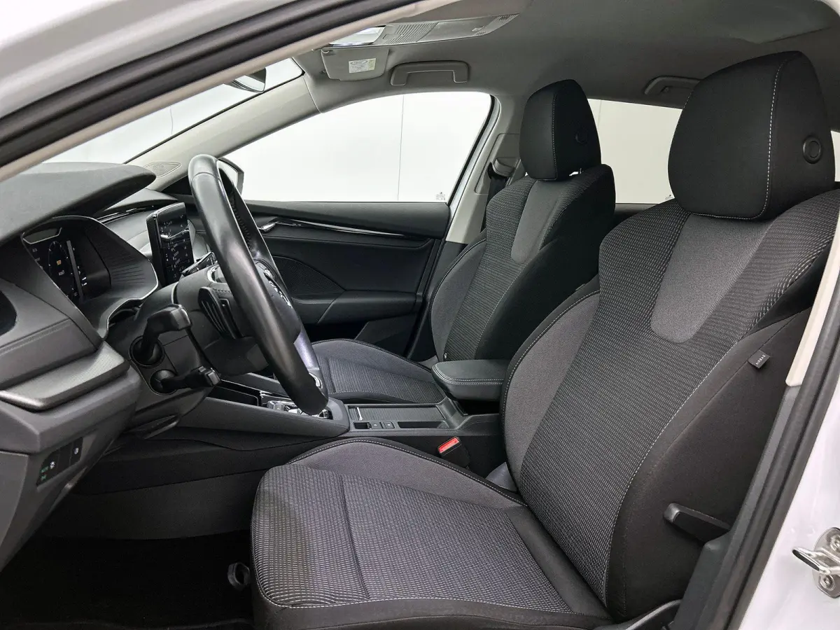 1.4 TSI iV PHEV Business Edition CARPLAY & NAVI | AD-CRUISE | VIRTUAL