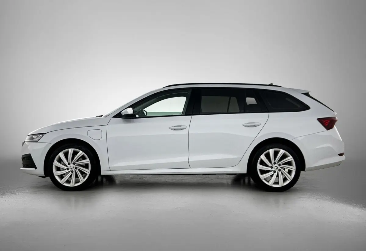 1.4 TSI iV PHEV Business Edition CARPLAY & NAVI | AD-CRUISE | VIRTUAL