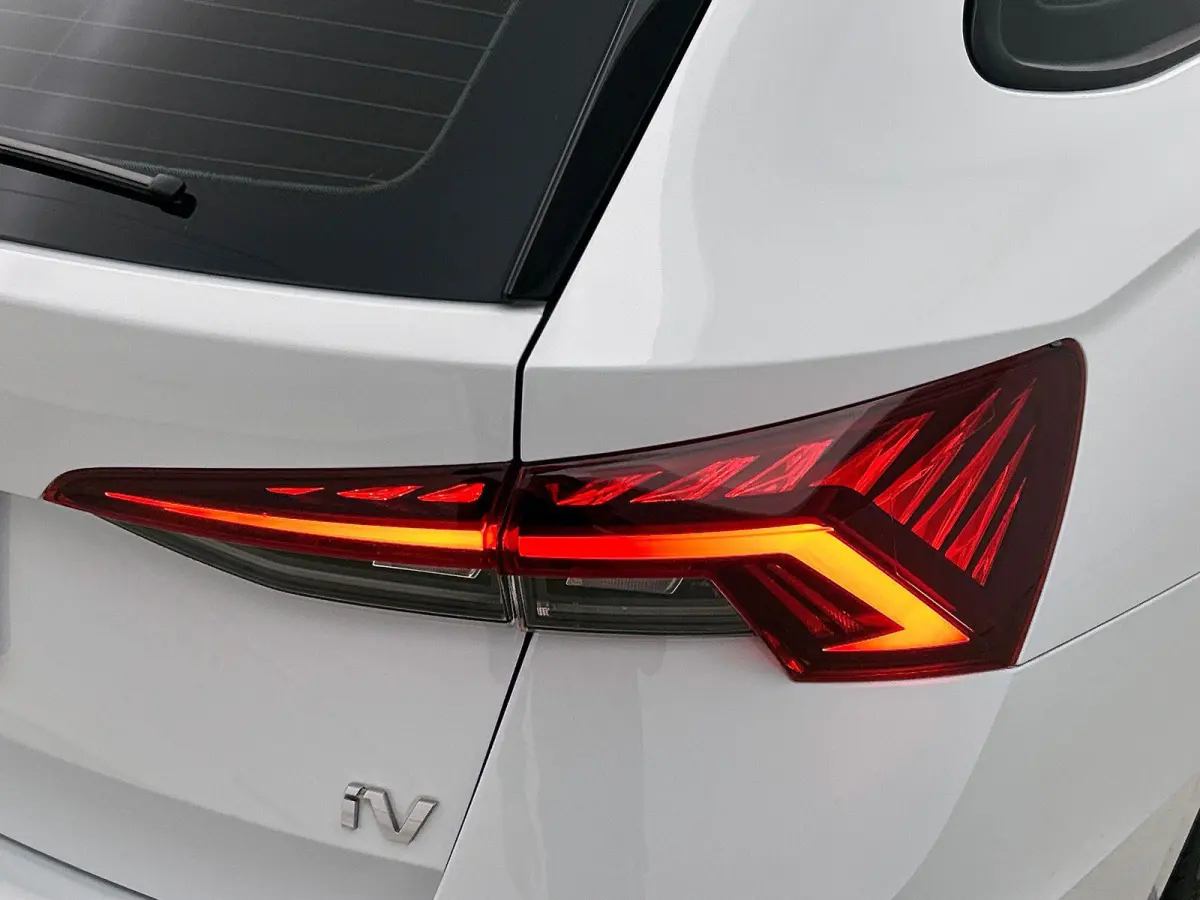 1.4 TSI iV PHEV Business Edition CARPLAY & NAVI | AD-CRUISE | VIRTUAL