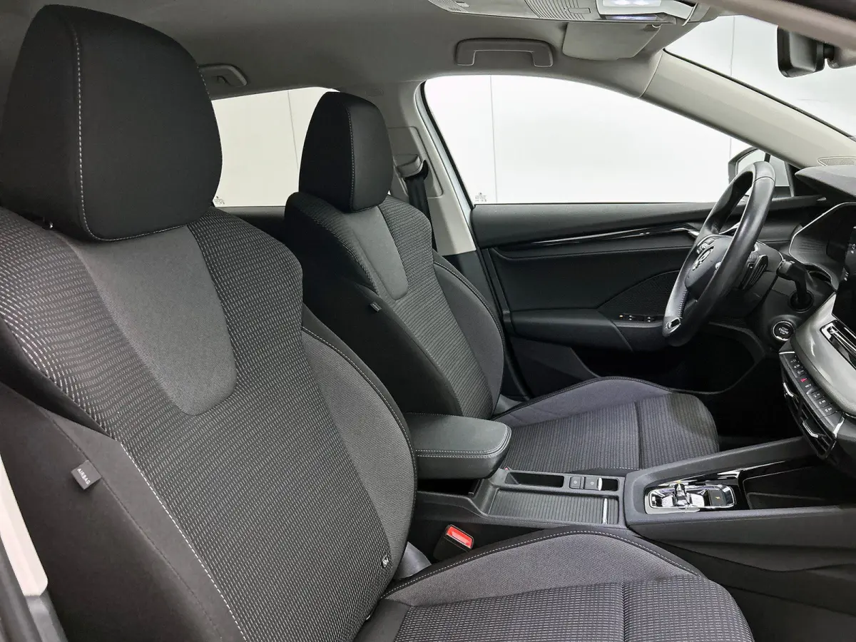1.4 TSI iV PHEV Business Edition CARPLAY & NAVI | AD-CRUISE | VIRTUAL