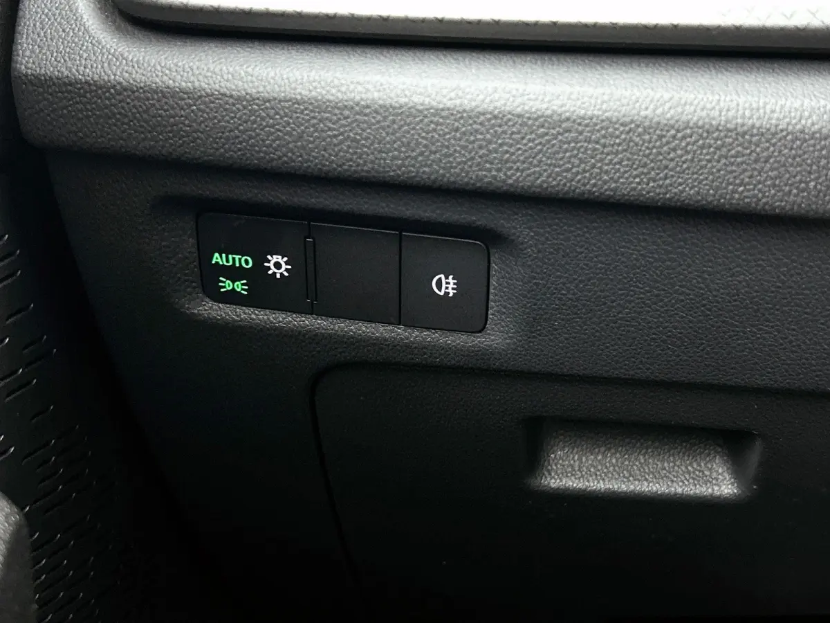 1.4 TSI iV PHEV Business Edition CARPLAY & NAVI | AD-CRUISE | VIRTUAL