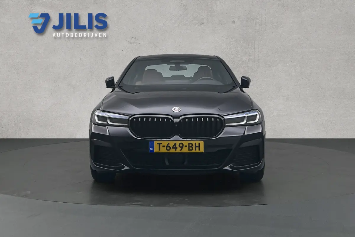 530e Business Edition Plus | M-sport | Lederen bekleding | Stoelverwarming