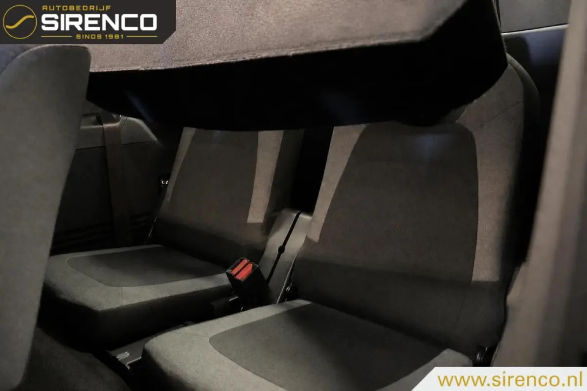 1.6 BlueHDi Business | dab | carplay | climate & cruise control | trekhaak | 7 zitter |