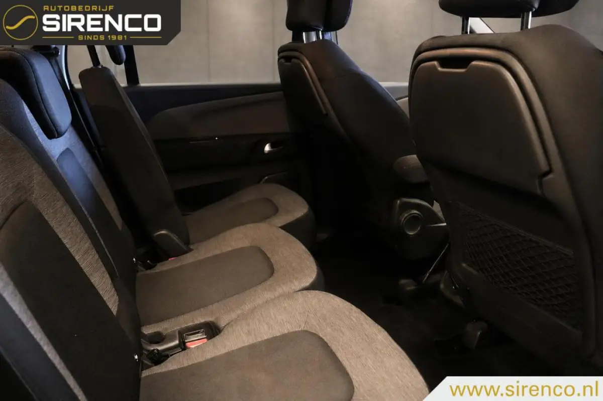 1.6 BlueHDi Business | dab | carplay | climate & cruise control | trekhaak | 7 zitter |