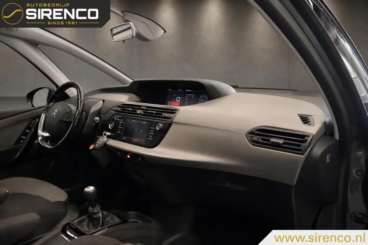 1.6 BlueHDi Business | dab | carplay | climate & cruise control | trekhaak | 7 zitter |