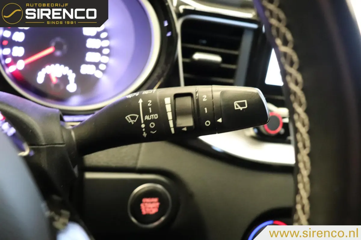 1.0 T-GDi GT-Line Edition| trekhaak | JBL | stoel- en stuurverwarming | climate & cruise control |
