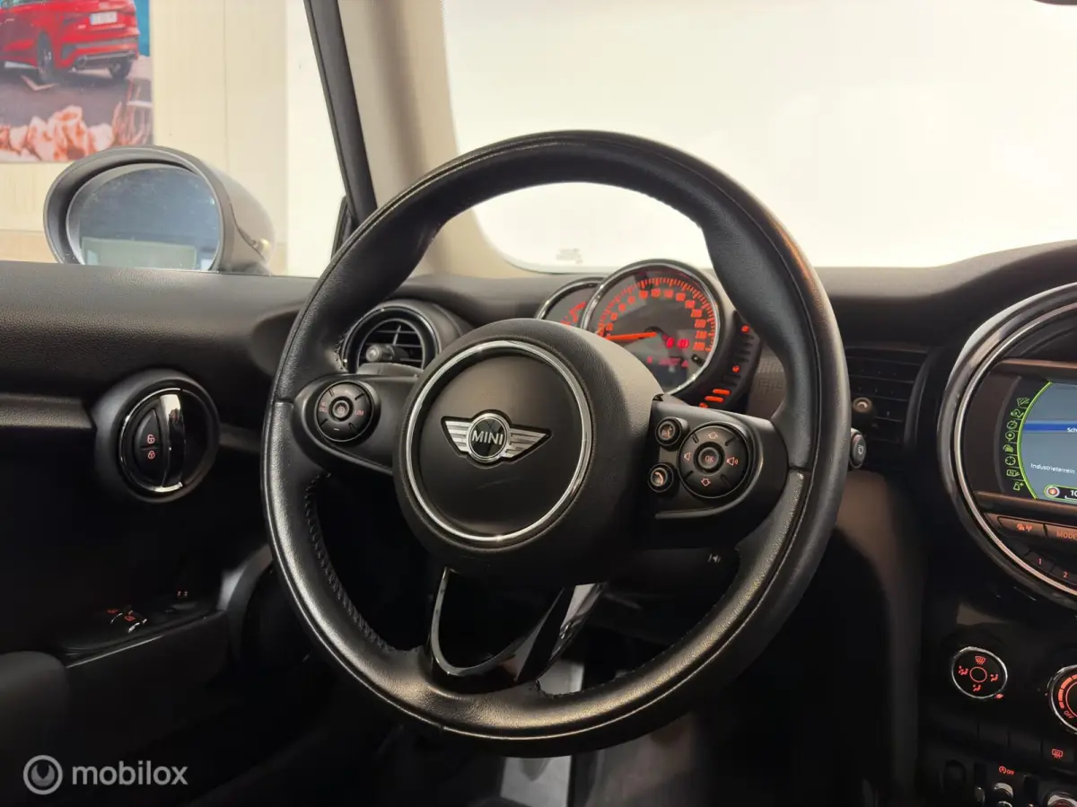 1.5 Cooper Business/ org NL/ 17"/ Cruise/ navi