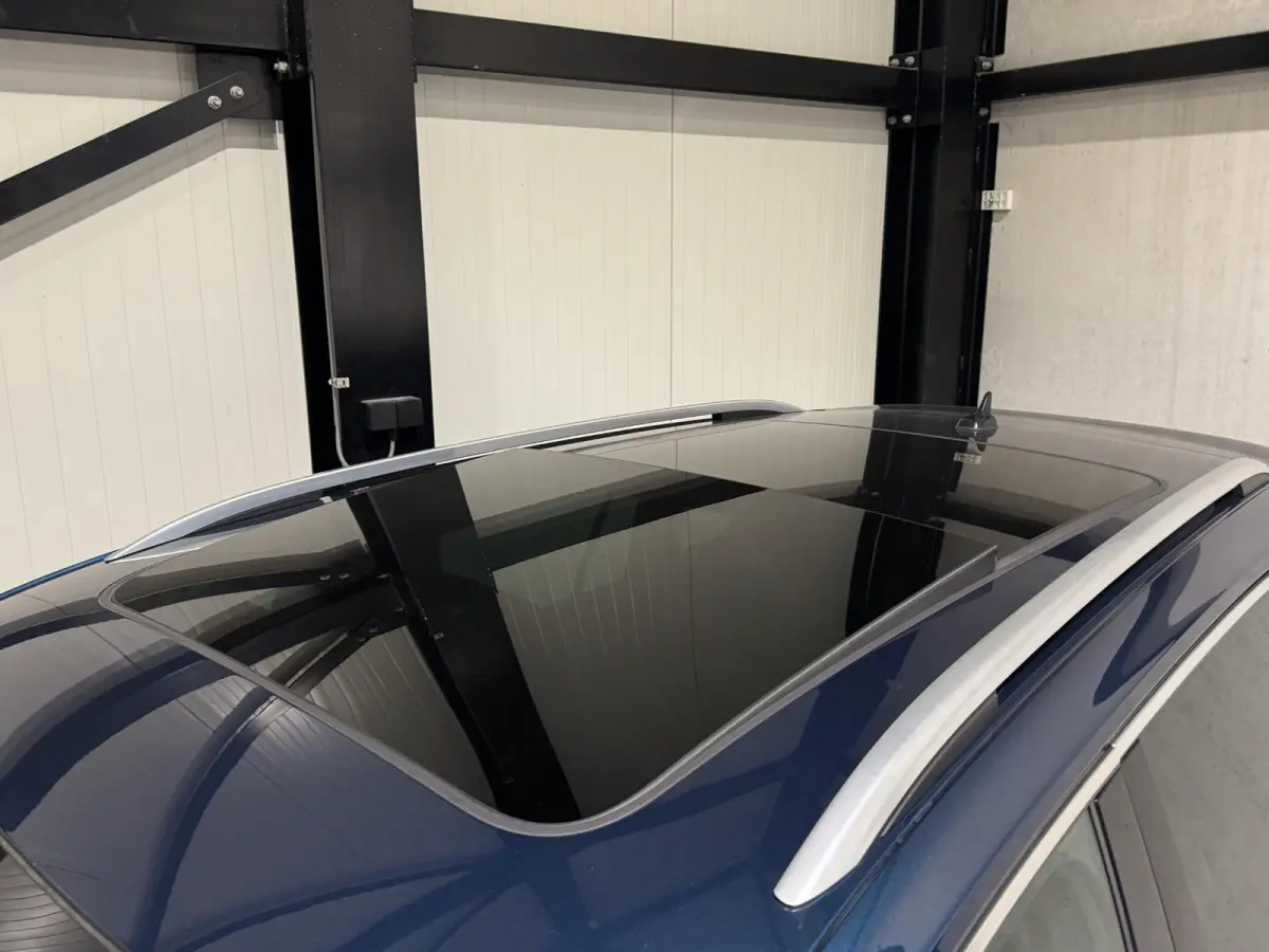 1.4 TSI eHybrid R-Line | panorama | navi | led | carplay |