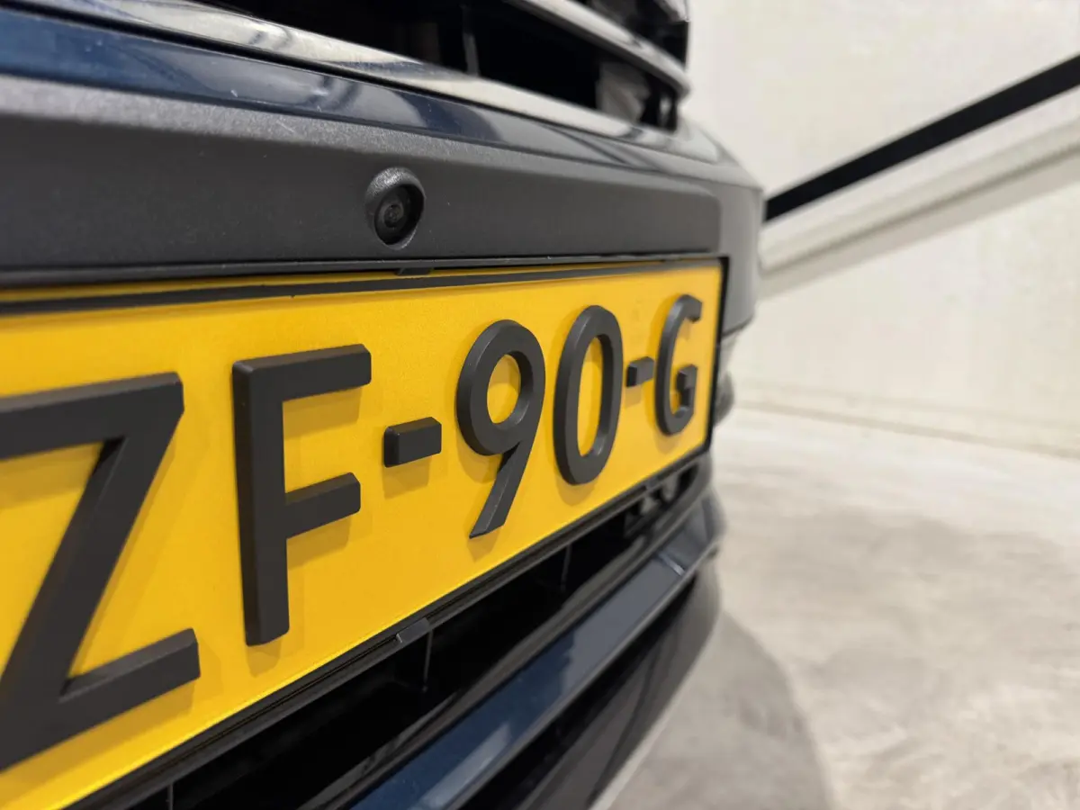 1.4 TSI eHybrid R-Line | panorama | navi | led | carplay |